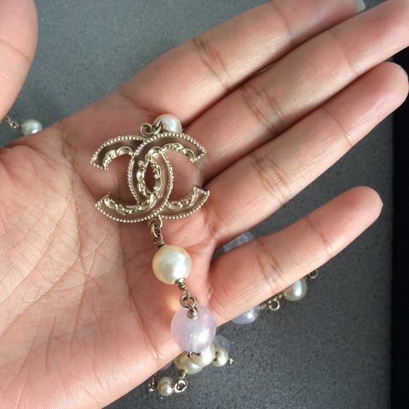 Authentic Chanel necklace - Picture 5 of 8